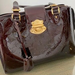 LOUIS VUITTON Vernis Melrose Avenue Amarante